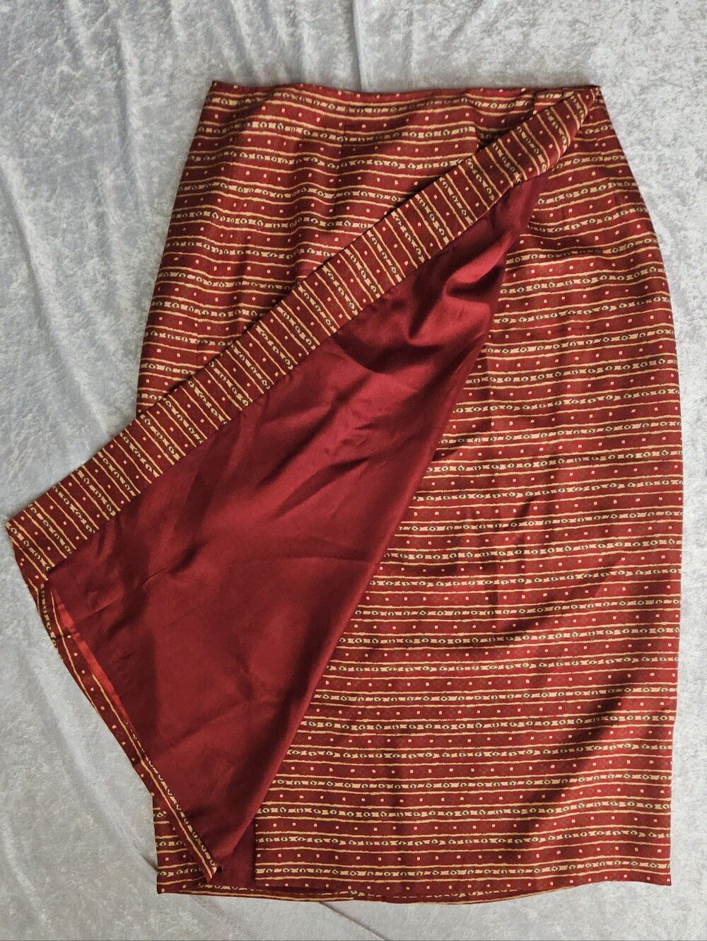 Vintage Silk Chaus Burgundy and Gold Patterned Faux Wrap Skirt Size 16